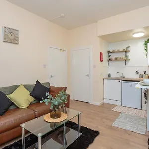 Cozy 1b Groundfloor - 8 Minute From Centre Edinburgh