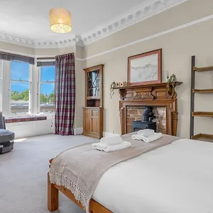 Marchmont Traditional Edinburgh