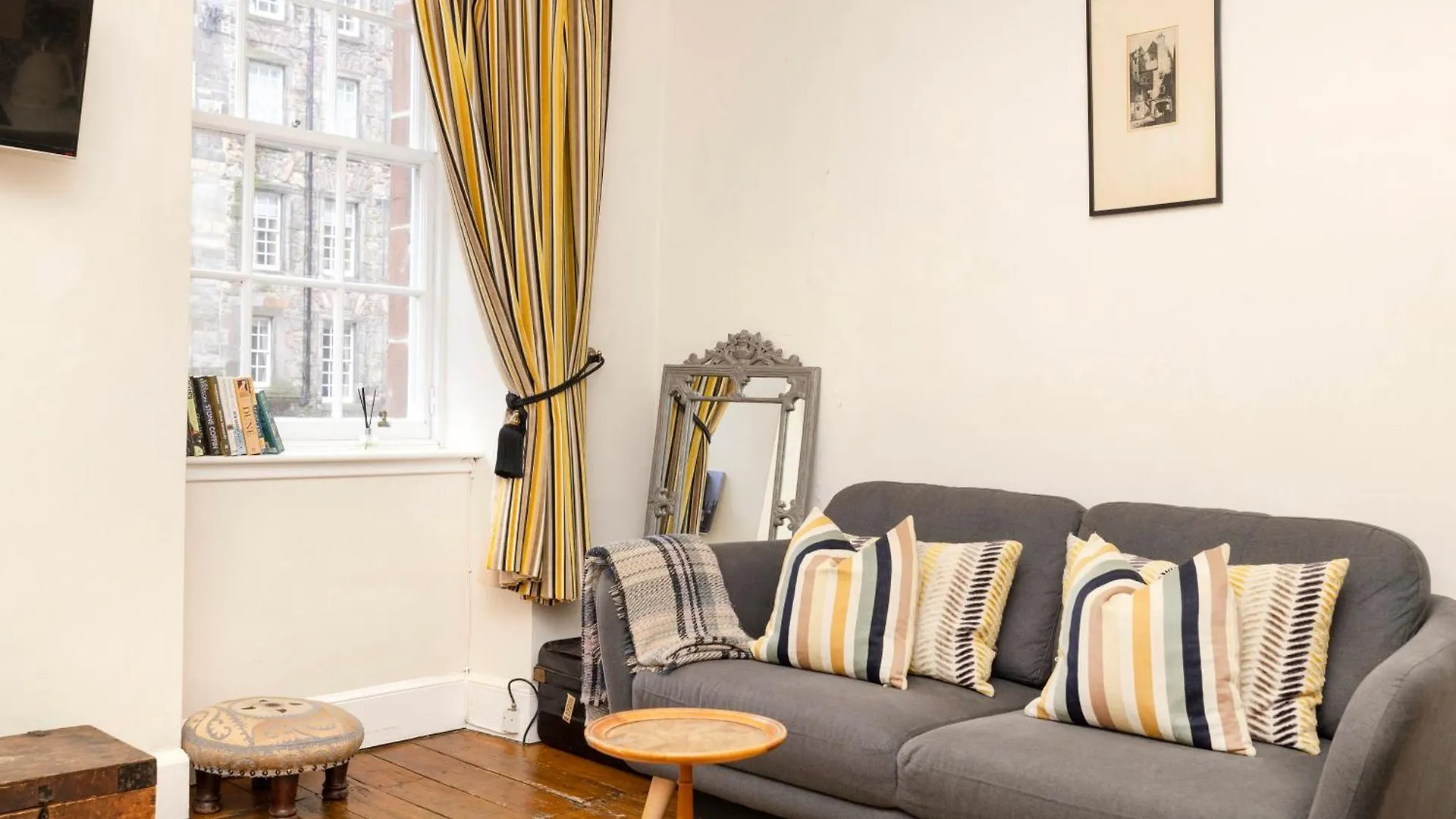 Joivy Classy Apartment Near Edinburgh Castle United Kingdom