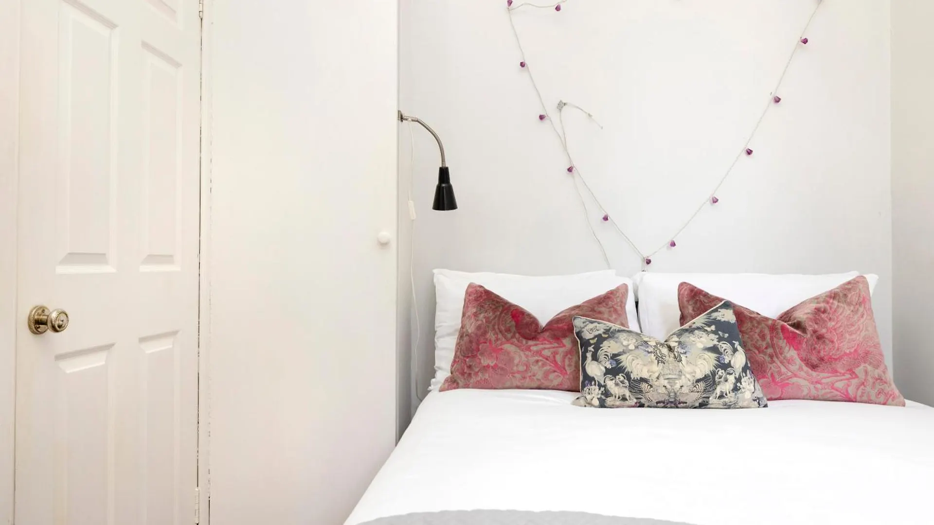 Joivy Classy Apartment Near Edinburgh Castle 0*,  United Kingdom