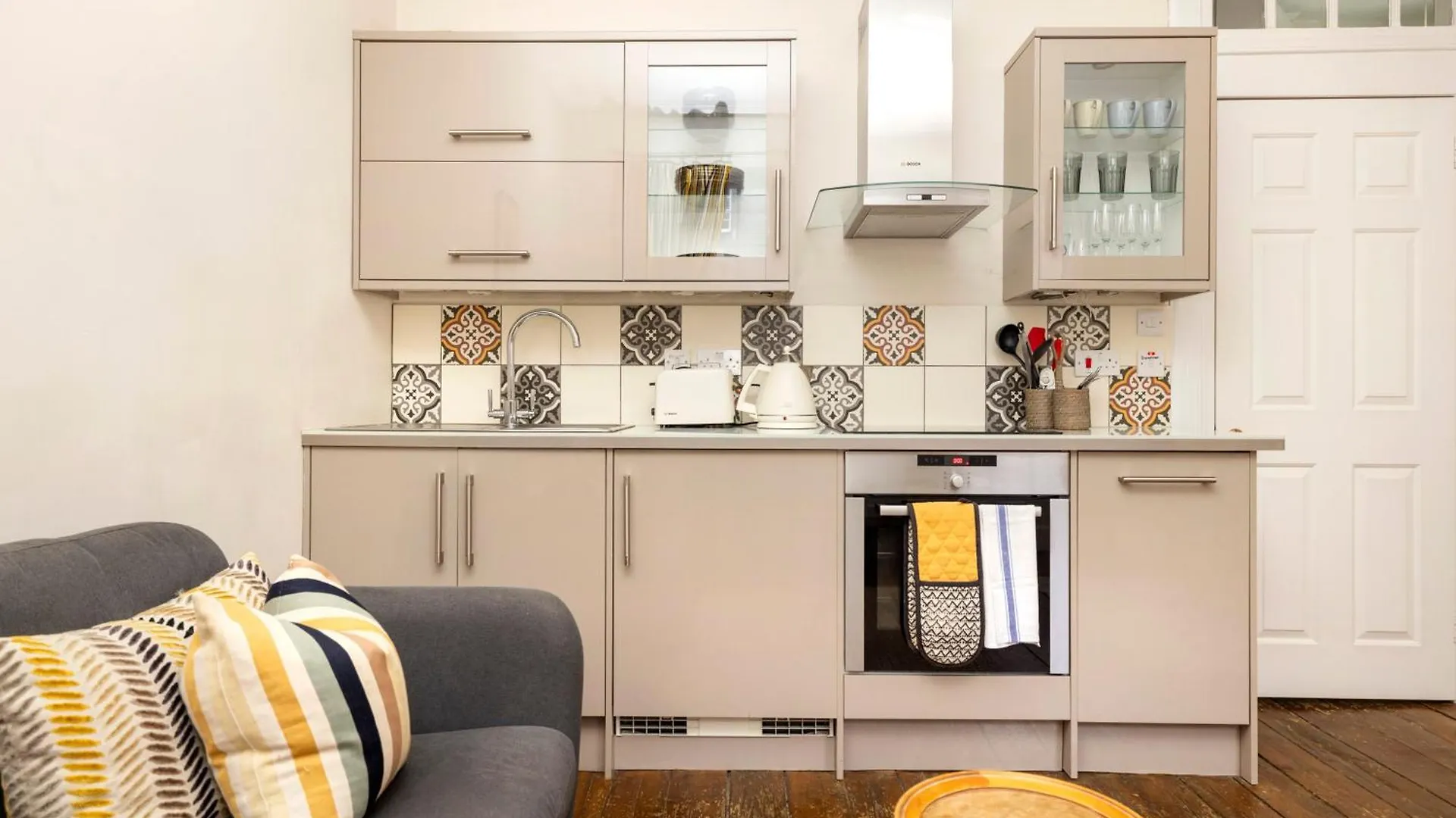 Joivy Classy Apartment Near Edinburgh Castle United Kingdom